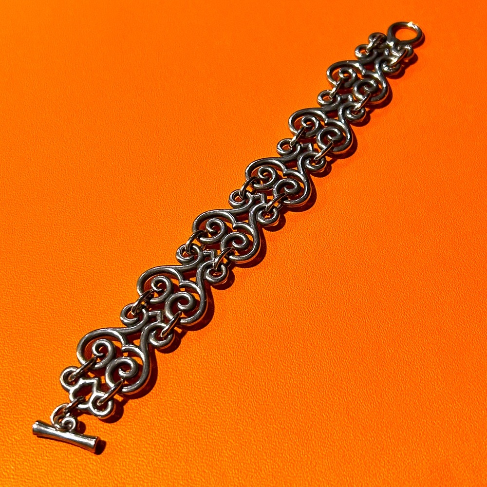 Retired and RARE JAMES AVERY Lyrical Links Toggle Bracelet Sterling silver 925